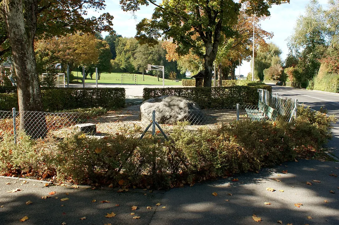 Findling-Brunnen Oberbottigen