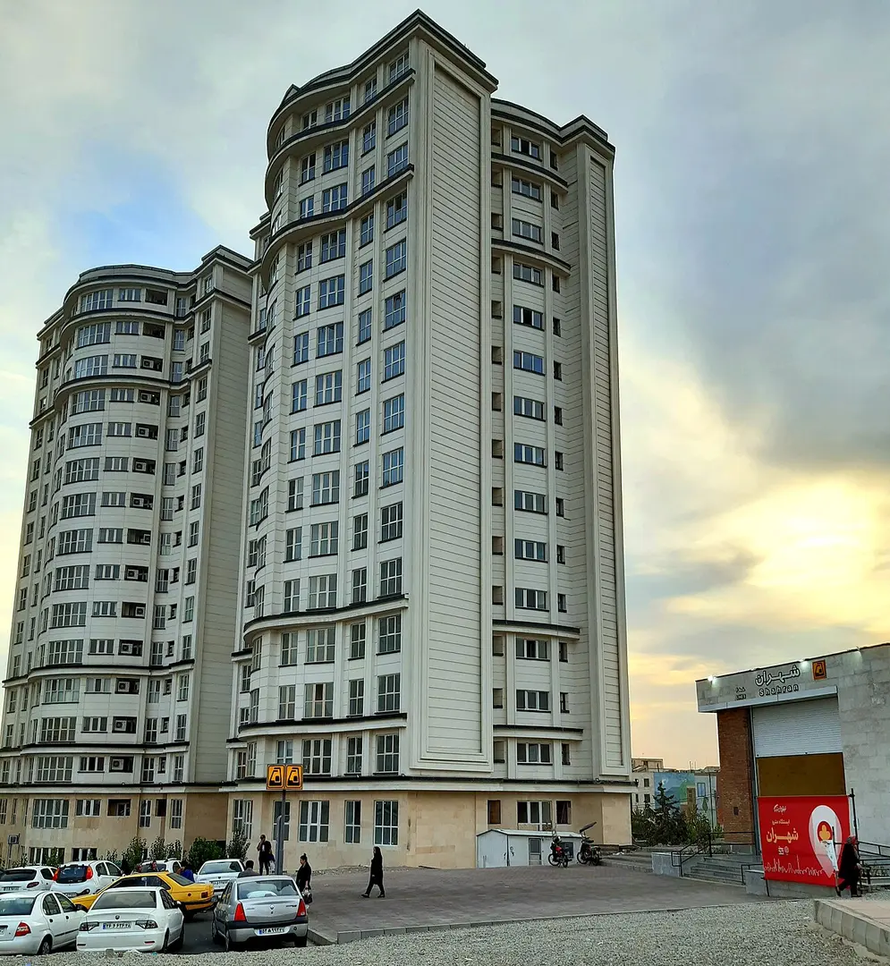 Shahran Metro Station