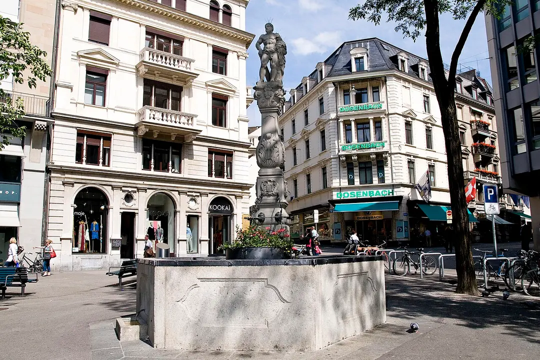 Herkulesbrunnen