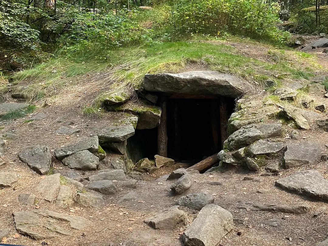 Megalithen auf der Insel Vera