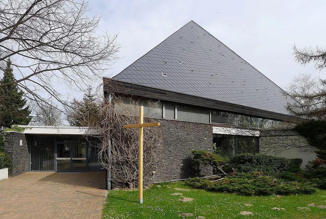 Johann-Christoph-Blumhardt-Kirche