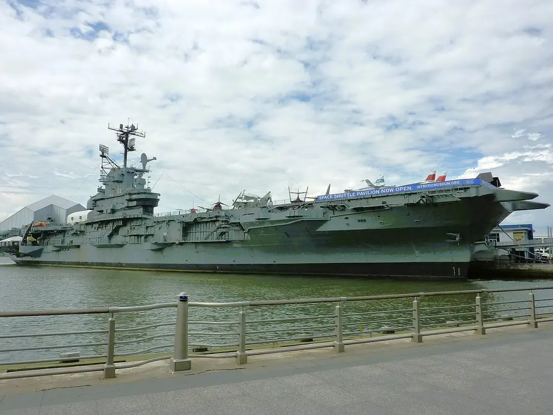 Intrepid Museum