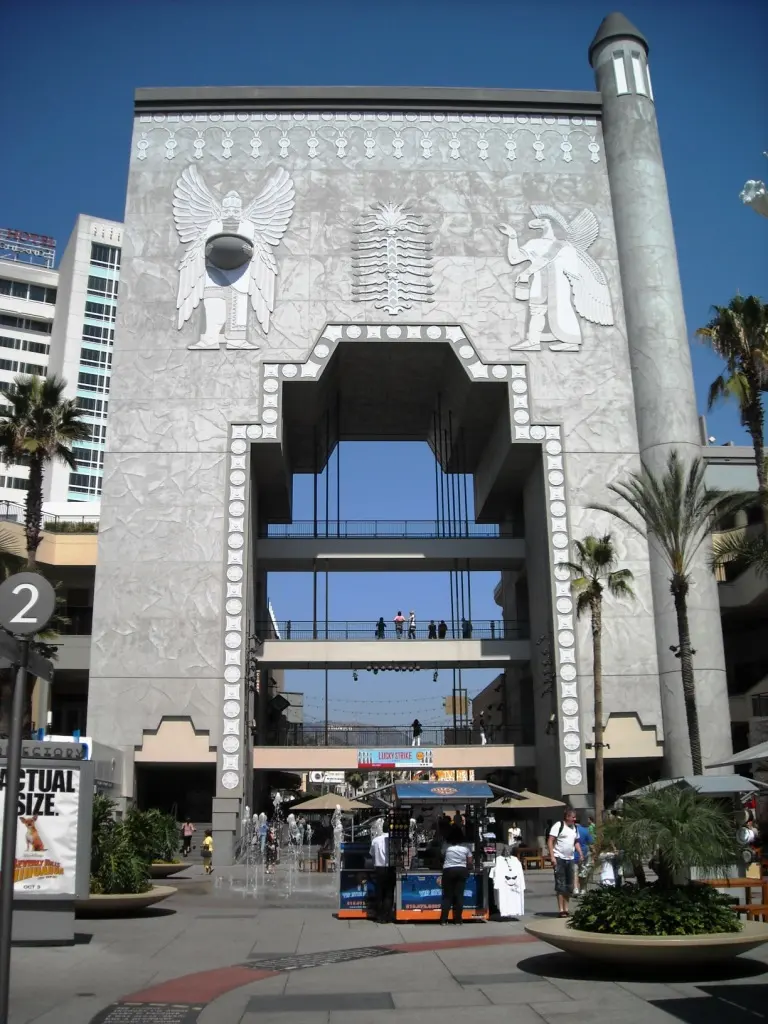 Ovation Hollywood