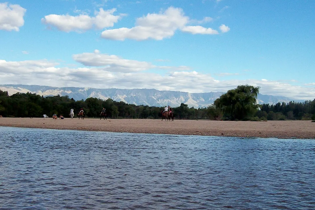 Río de Los Sauces