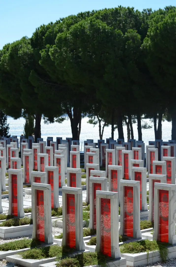 Çanakkale Şehitleri Anıtı