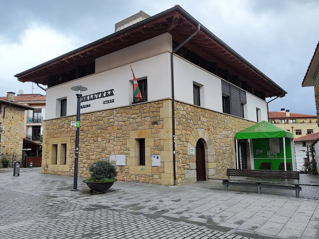 Larrabetzuko udaletxea