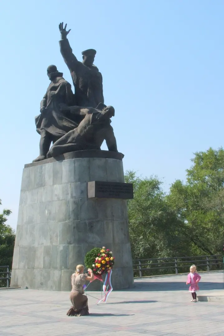 Мемориальный ансамбль памяти моряков торгового флота погибших в годы Великой Отечественной войны