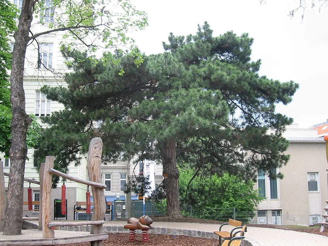 Ebner-Eschenbach-Park