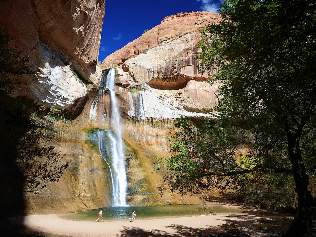Lower Calf Creek Falls