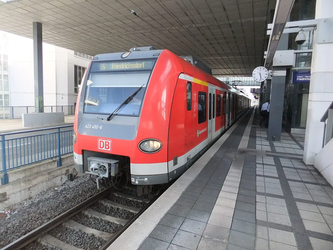Bahnhof Frankfurt am Main Messe
