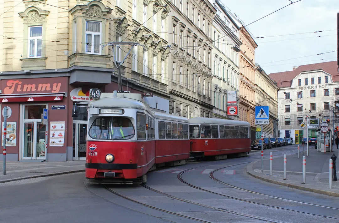 Kardinal-Rauscher-Platz