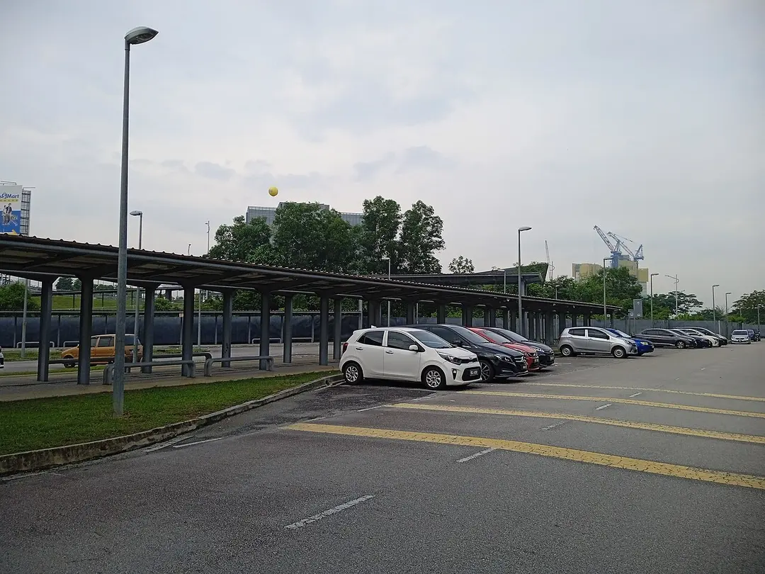 Kwasa Damansara MRT station