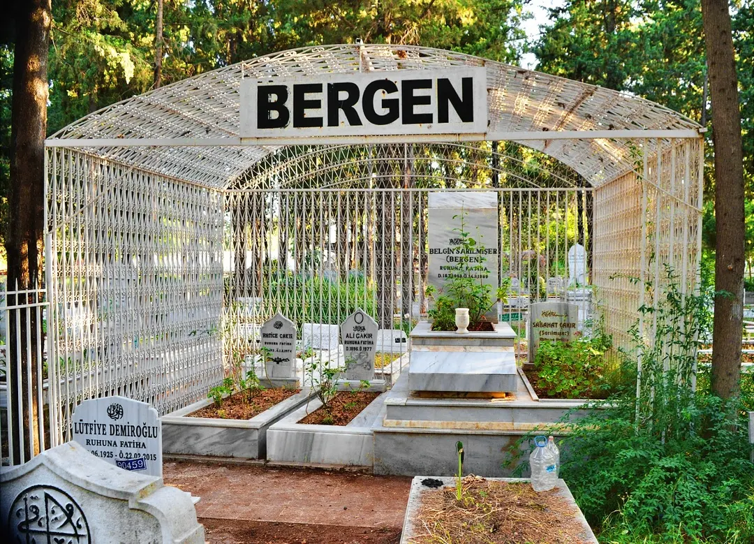 Mersin Şehir Mezarlığı