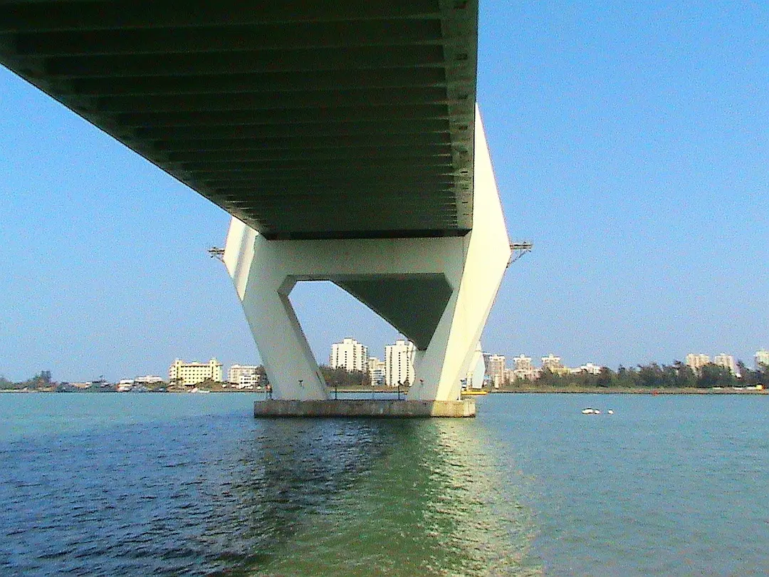 Haikou Century Bridge