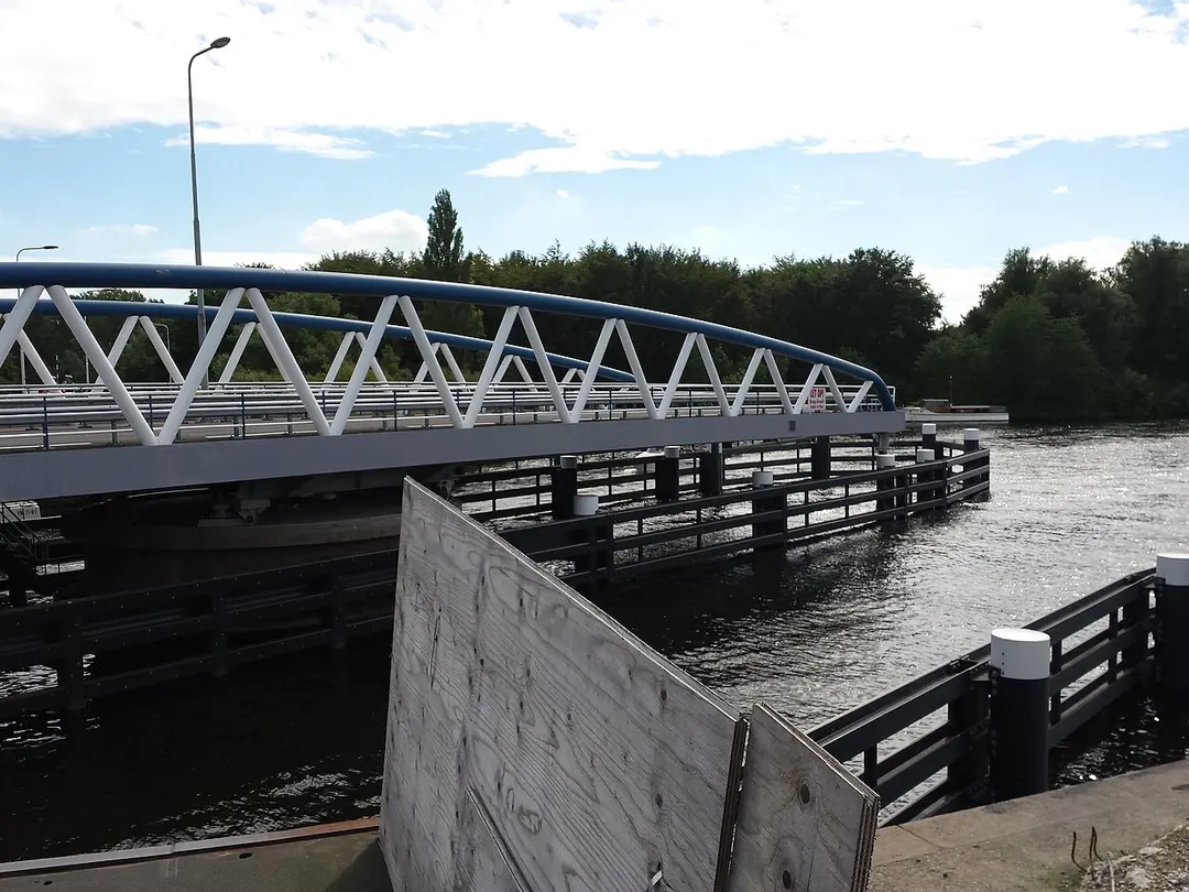 Schipholdraaibrug