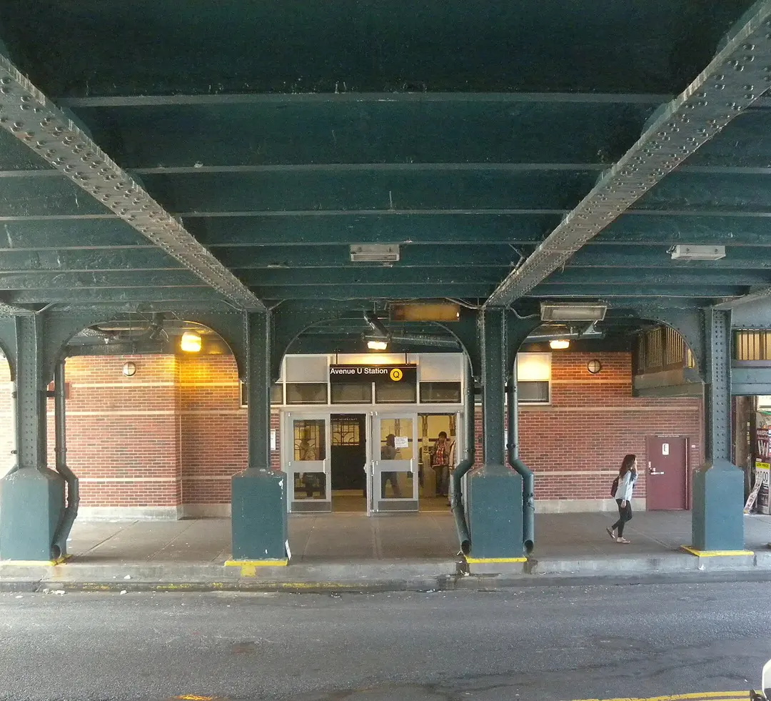Avenue U