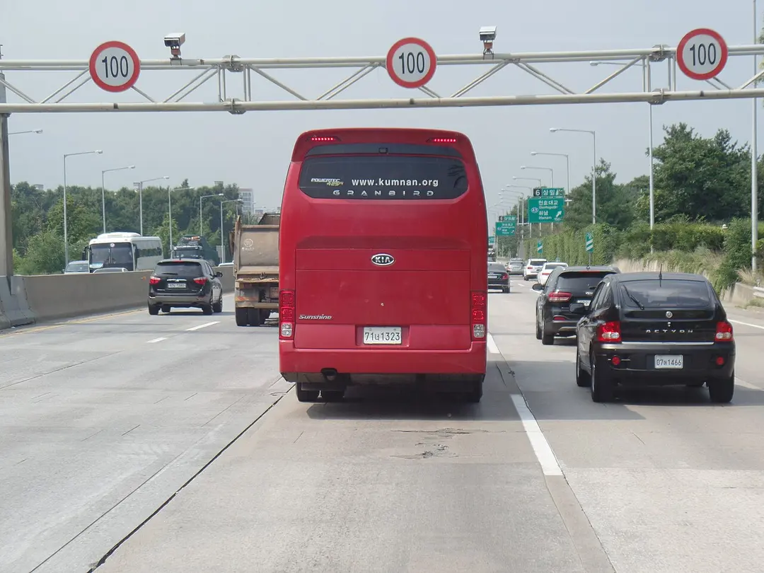 Expressway 100