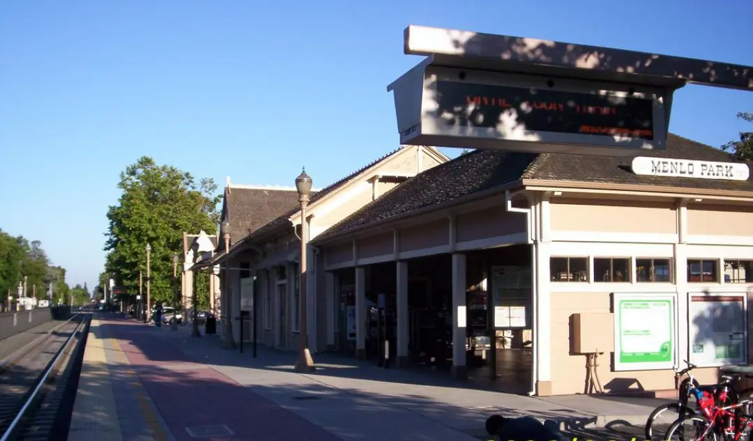 Menlo Park station
