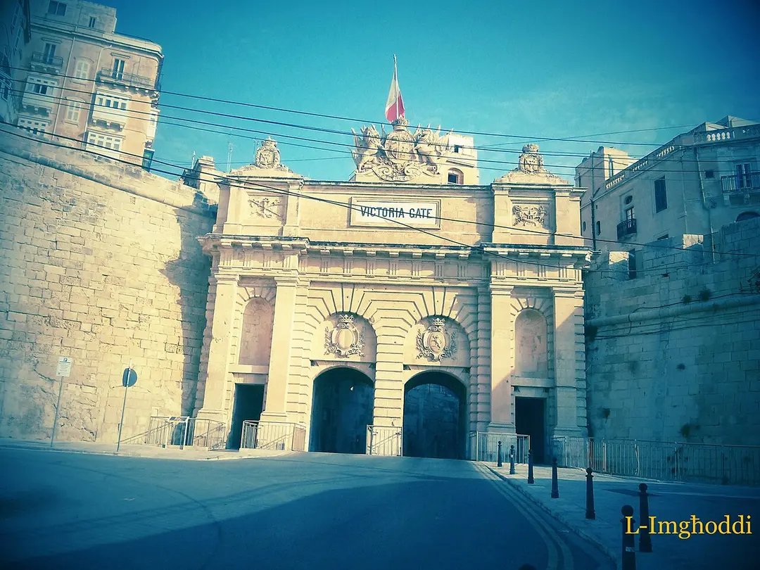 Victoria Gate