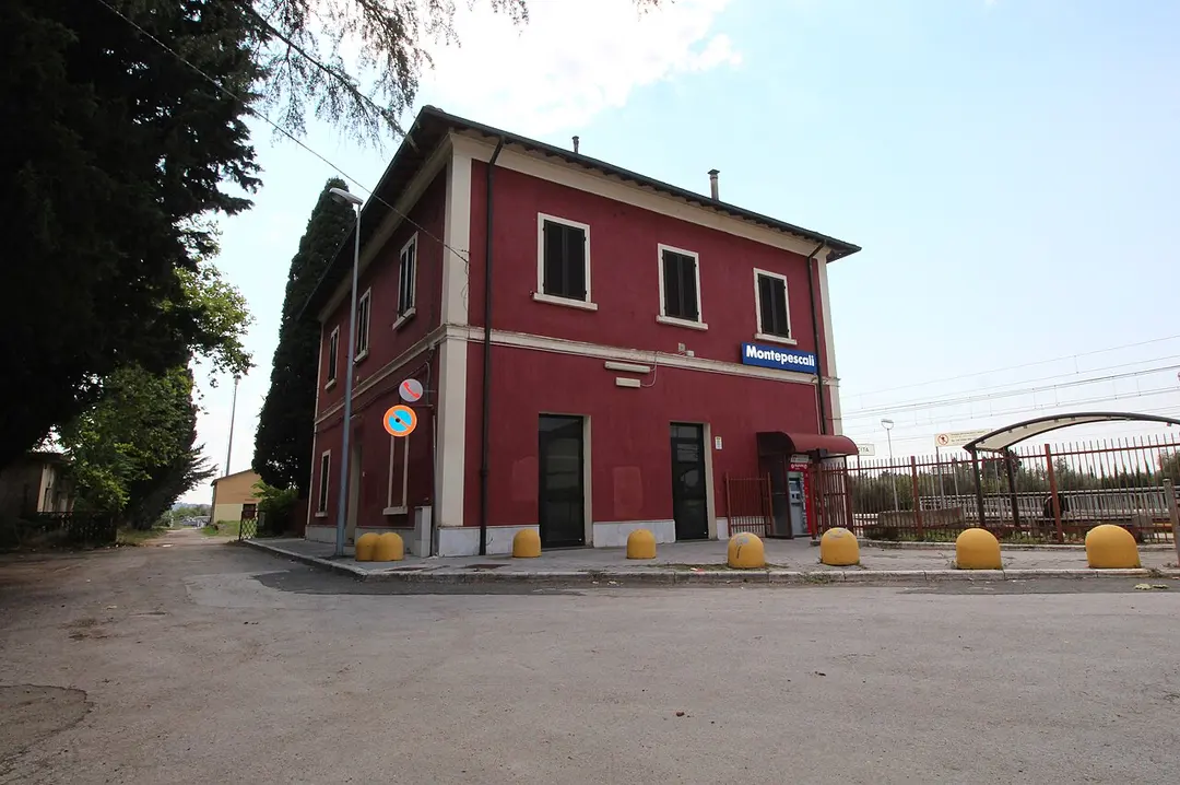 Montepescali railway station