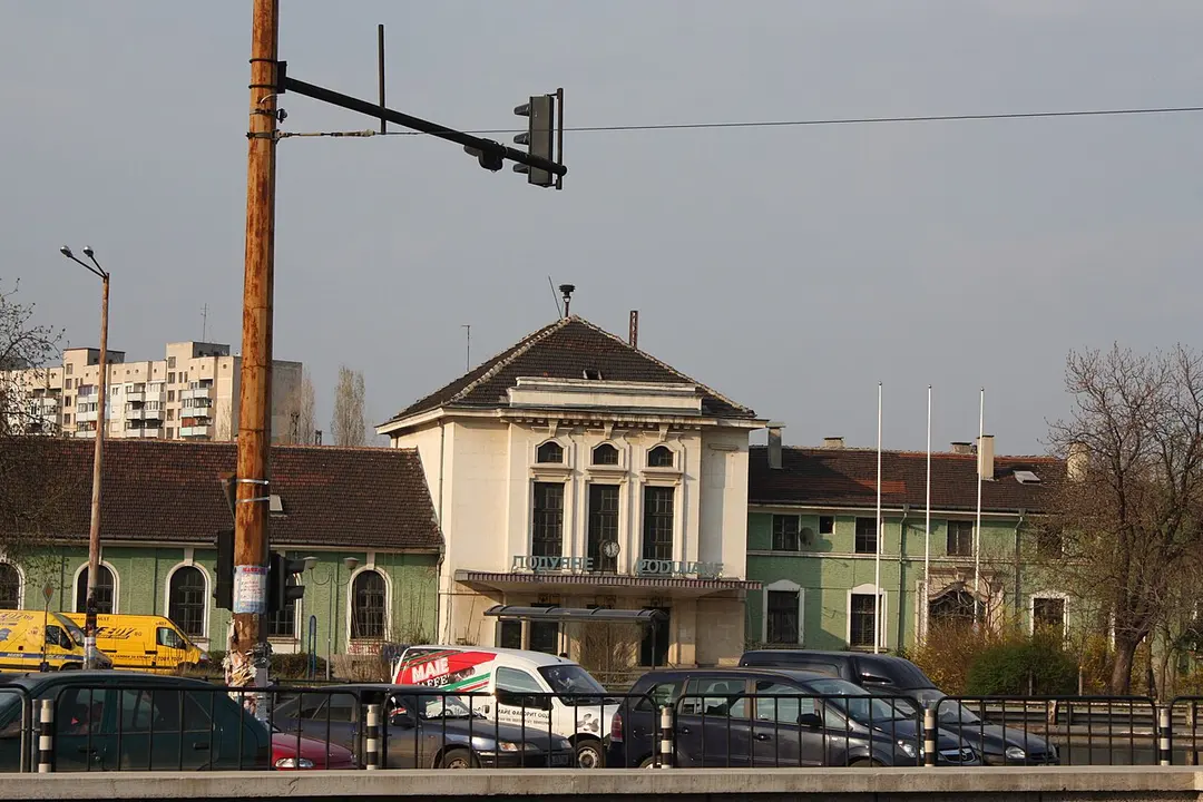 Bahnhof Podujane