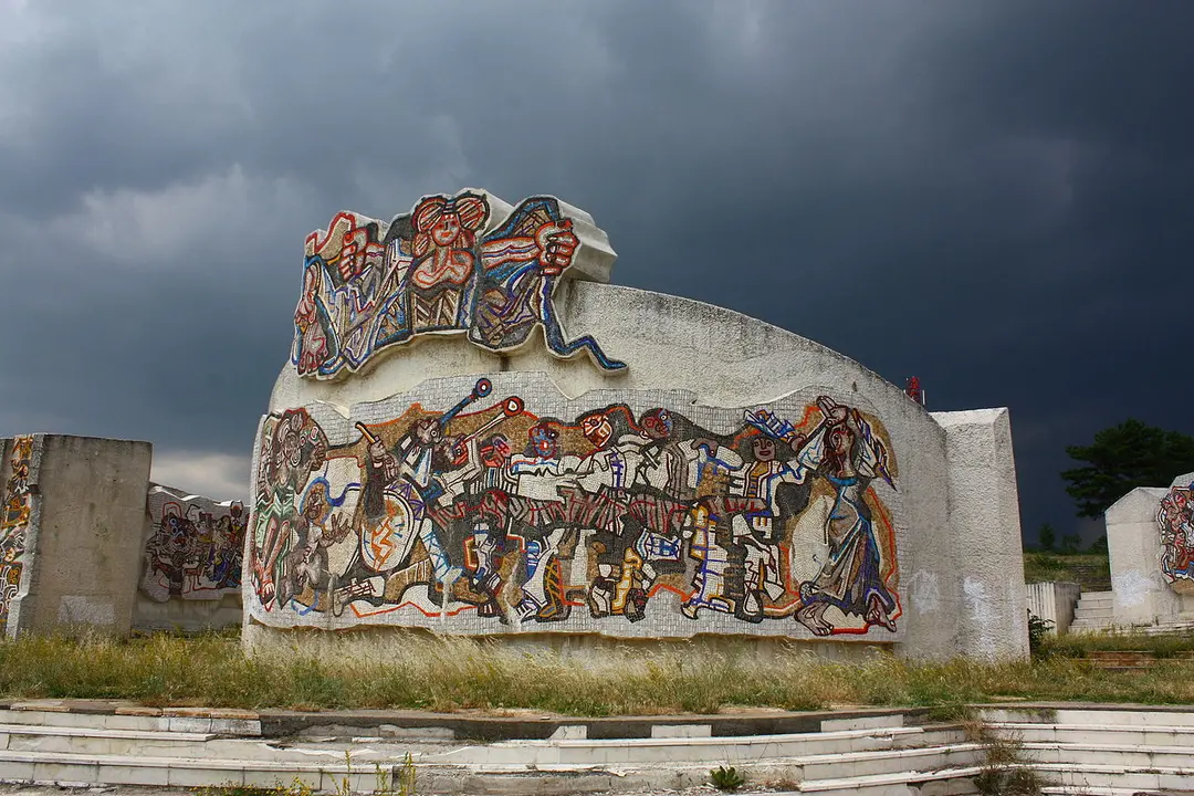 Monument to Freedom