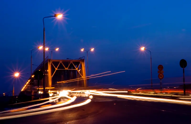 Chương Dương Bridge