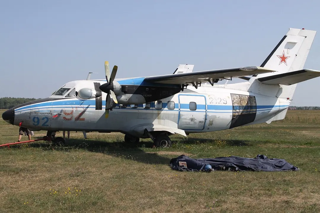Л-410
