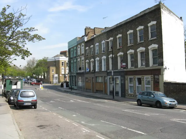 Grosvenor Avenue