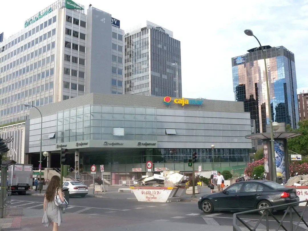 Alfredo Mahou Building