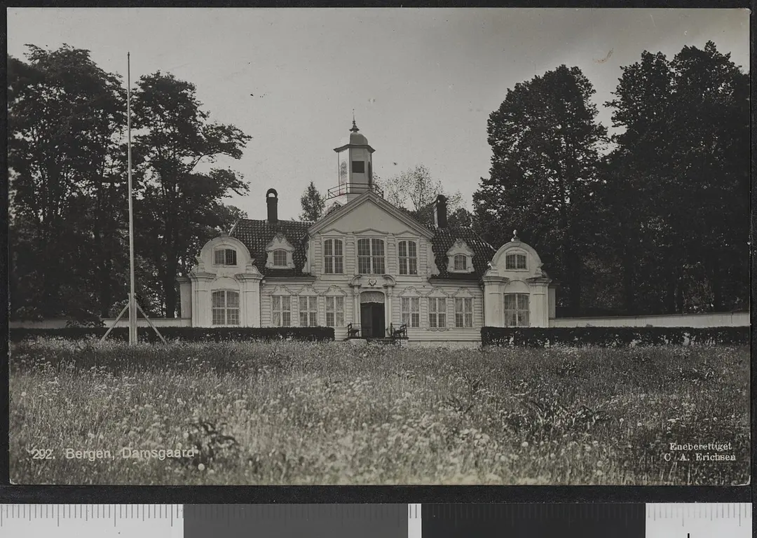 Damsgård hovedgård