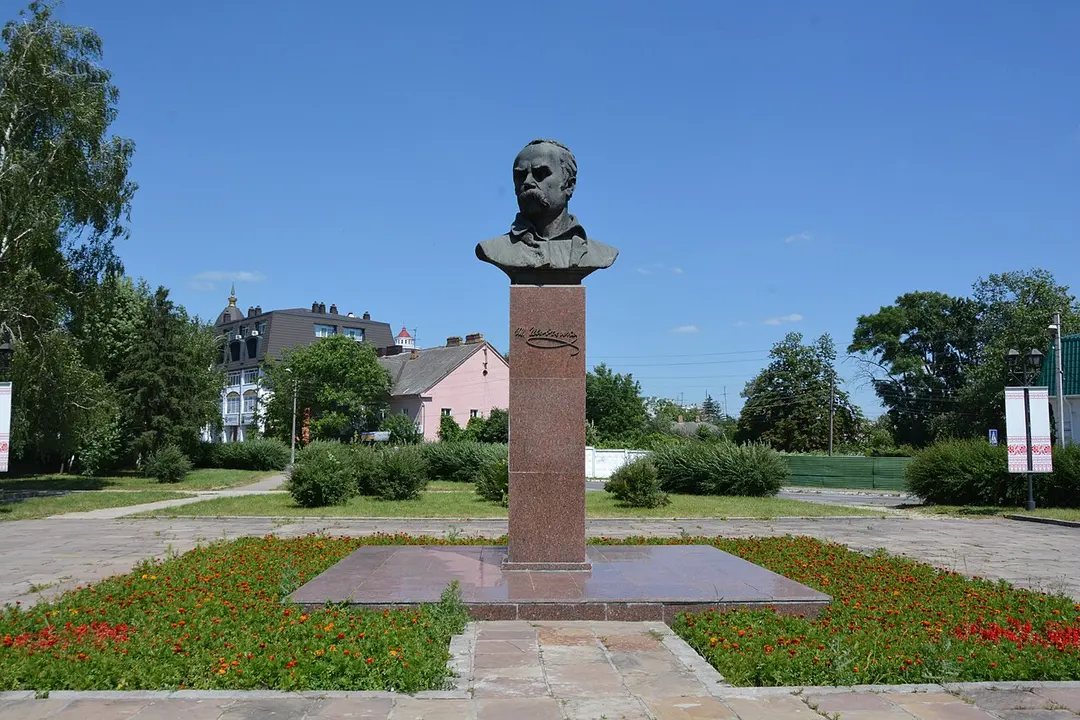 Тарасові Шевченку