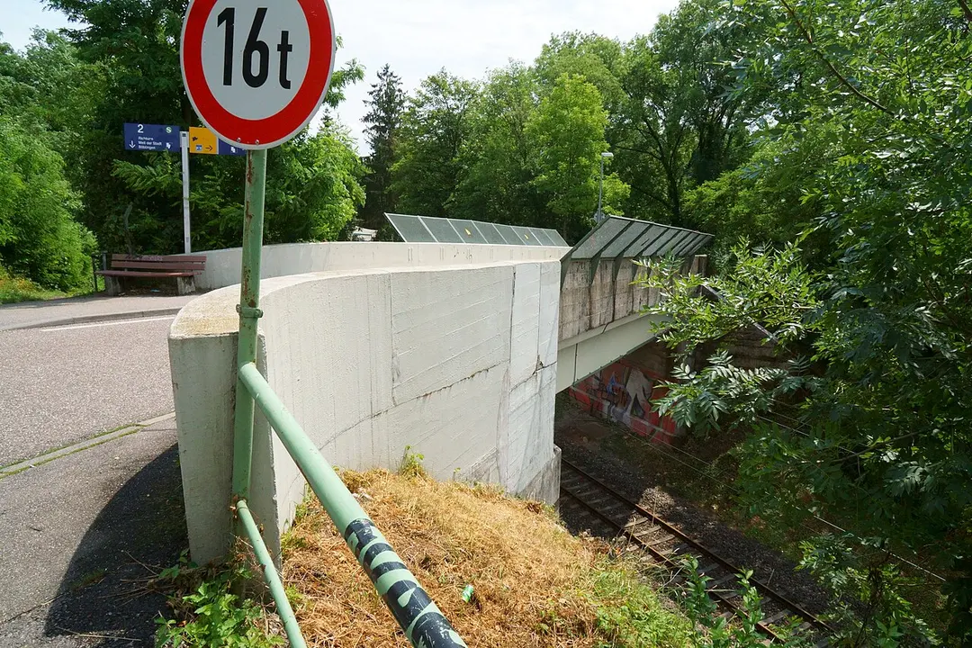 Bahnhof Höfingen
