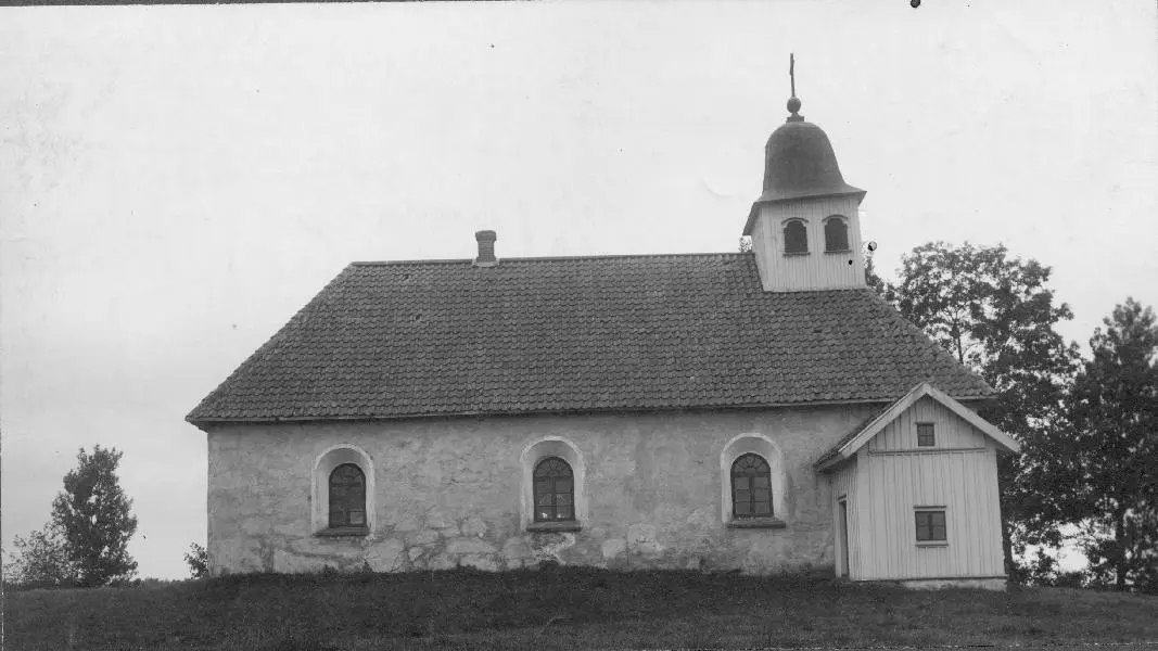 Kvinnestad kyrka