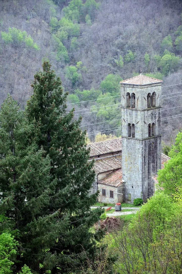 Santi Jacopo e Ginese