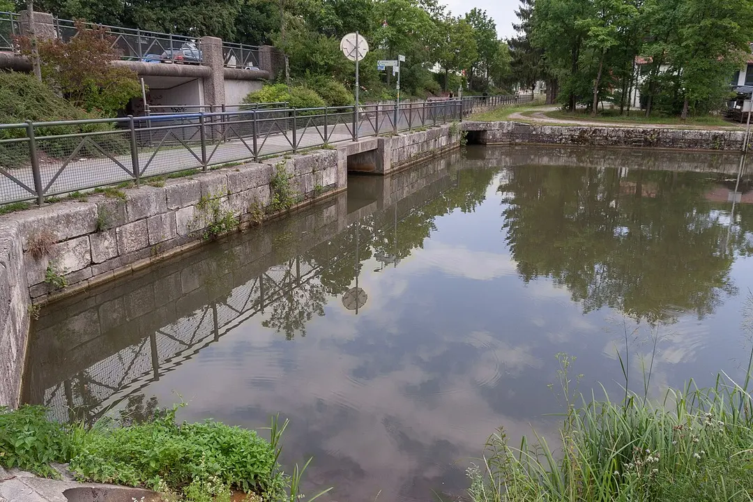 Kanalhafen Neumarkt