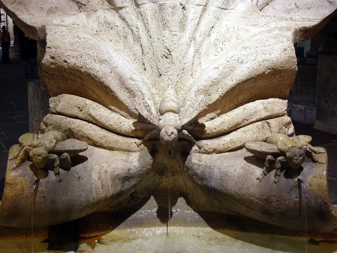 Bienen-Brunnen
