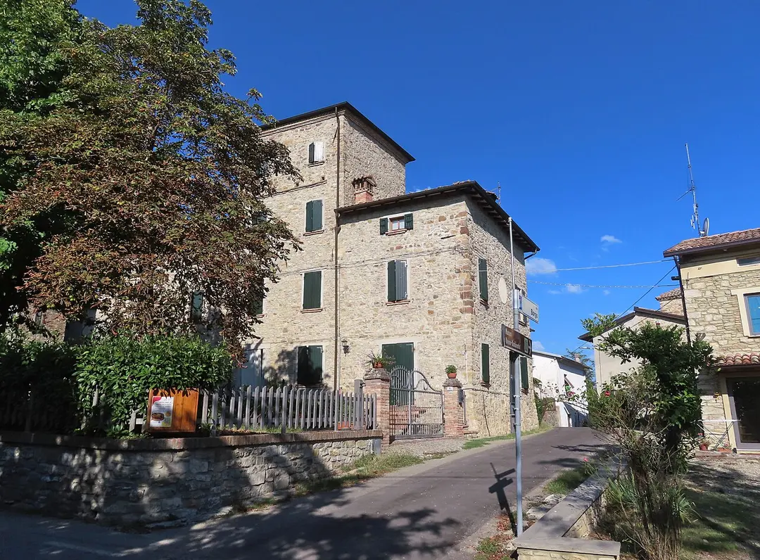 Castello di Bazzano