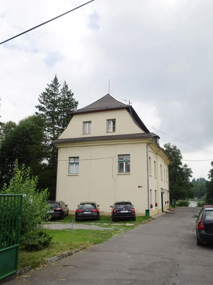 Larischův zámek