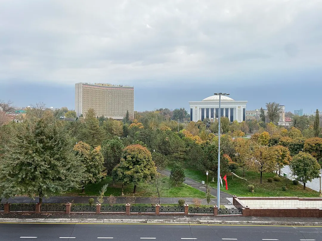 Amir-Timur-Platz