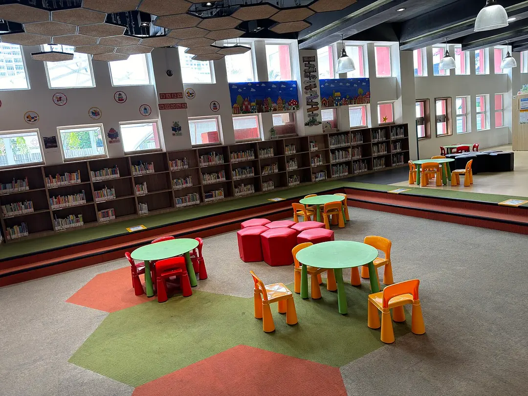 Toa Payoh Public Library