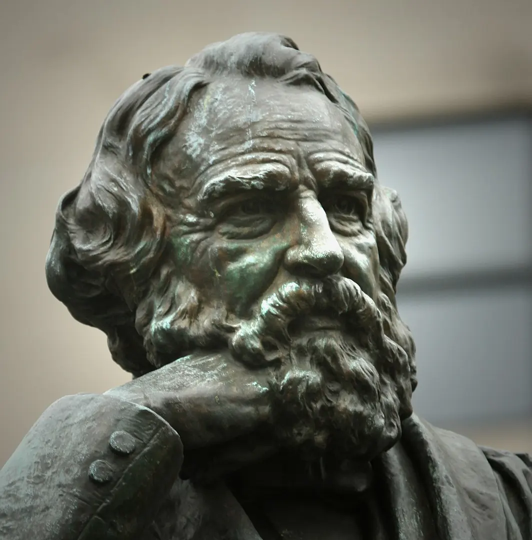 Henry Wadsworth Longfellow Statue