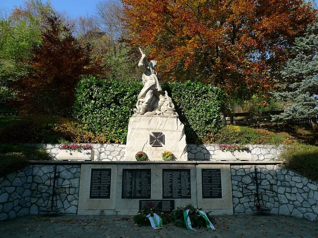 Kriegerdenkmal