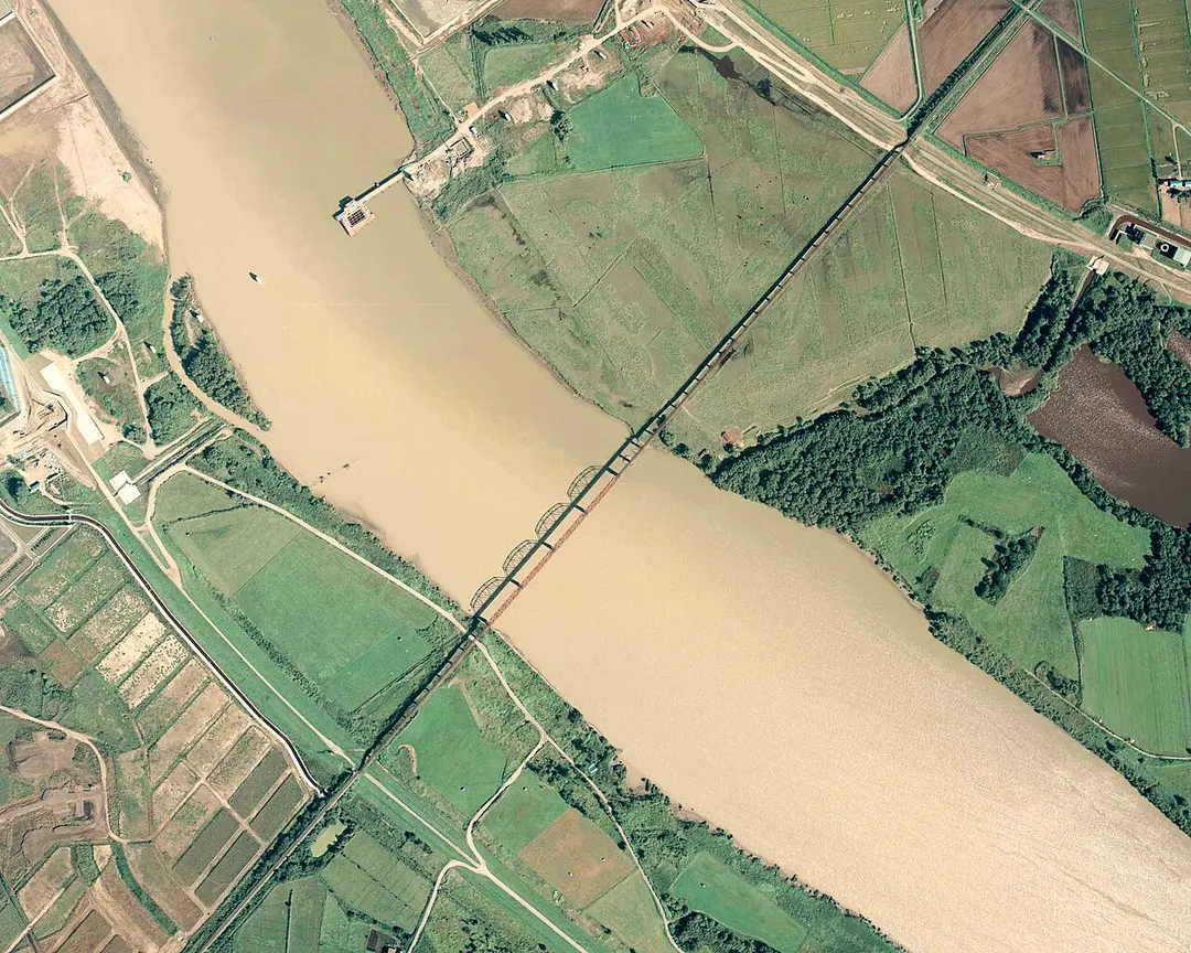 Ishikarigawa Bridge