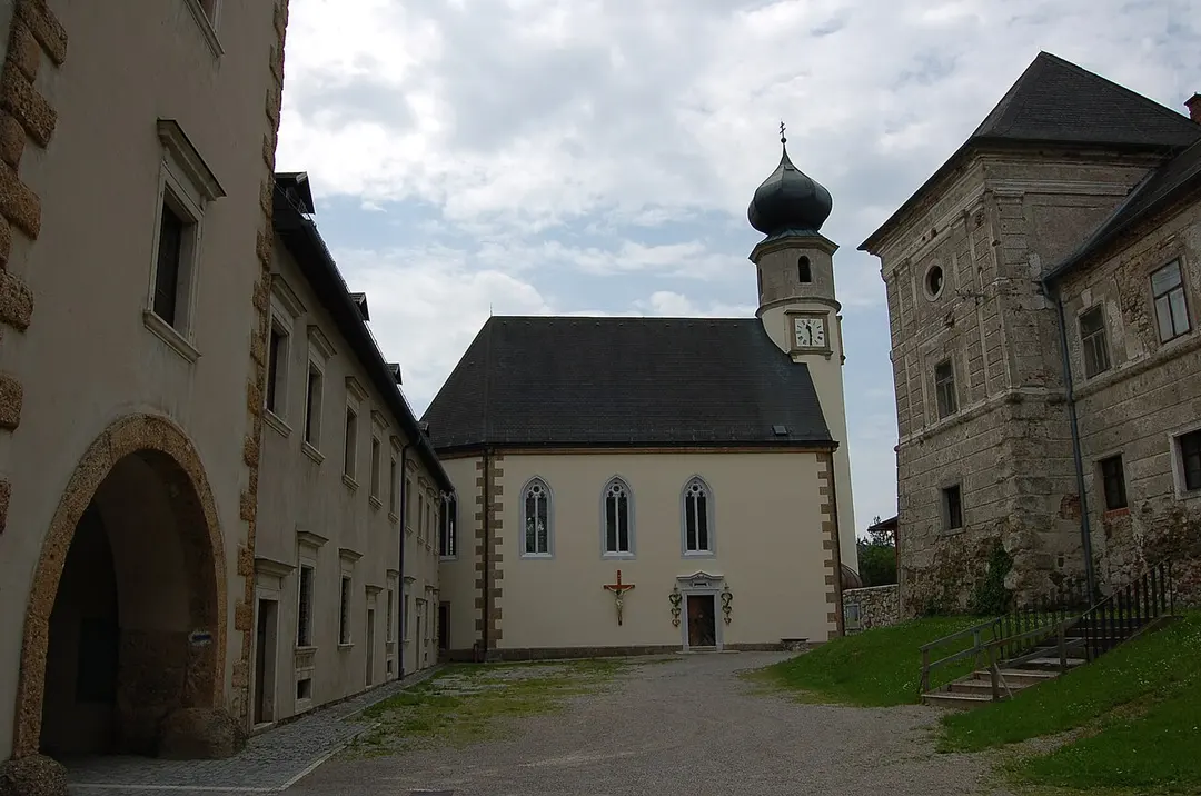 Pfarrkirche Neuhaus