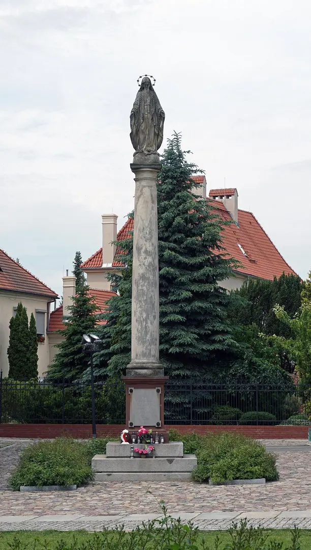 Bazylika Archikatedralna Świętych Apostołów Piotra i Pawła