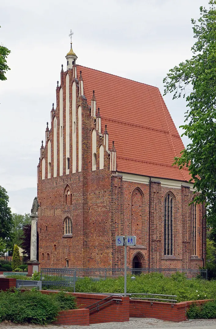 Bazylika Archikatedralna Świętych Apostołów Piotra i Pawła