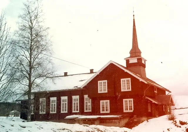 Heradsbygd Church