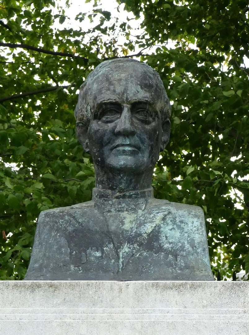 Friedrich-Paulsen-Denkmal