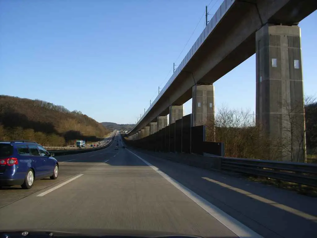 Hallerbachtalbrücke